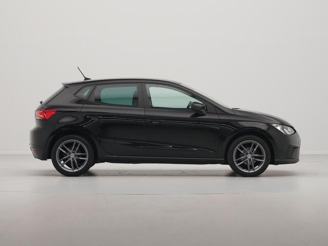 Seat IBIZA 1.0 TSI 95pk Style Business Intense Clima Navigatie Privacyglas Carplay Camera 17" velgen 321
