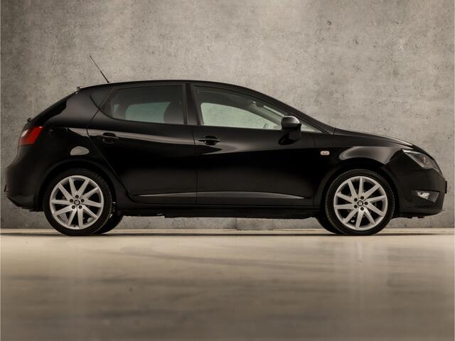 Seat IBIZA 1.0 TSI FR Sport (NAVIGATIE, CLIMATE, STOELVERWARMING, XENON, SPORTSTOELEN, PARKEERSENSOREN, GETINT GLAS, CRUISE, NIEUWE APK, NIEUWSTAAT)