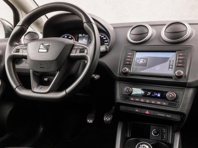 Seat IBIZA 1.0 TSI FR Sport (NAVIGATIE, CLIMATE, STOELVERWARMING, XENON, SPORTSTOELEN, PARKEERSENSOREN, GETINT GLAS, CRUISE, NIEUWE APK, NIEUWSTAAT)