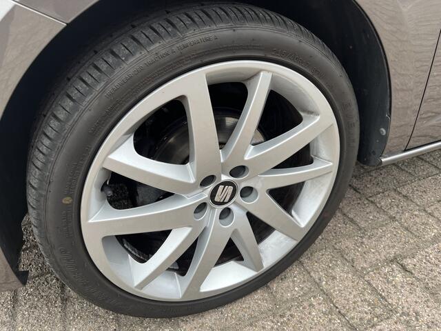 Seat IBIZA SC 1.0 EcoTSI FR Connect Stoepverwarming Panodak Cruise Pdc Lmv Navi Bluetooth Nap