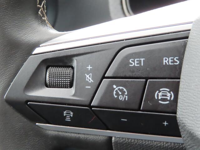 Seat IBIZA 1.0 EcoTSI Style Business Connect DSG | full led | camera | adaptive cruise | sensoren voor + achter