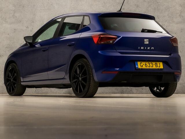 Seat IBIZA 1.0 TSI Sport (APPLE CARPLAY, GROOT NAVI, CLIMATE, CAMERA, SPORTSTOELEN, PARKEERSENSOREN, GETINT GLAS, LM VELGEN, NIEUWSTAAT)