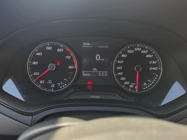 Seat IBIZA 1.0 TSi Style | Climate Controle | 15 Inch | CarPlay | Cruise Controle | Parkeersensoren | 60.042 Km!!