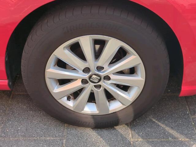 Seat IBIZA 1.0 TSi Style | Climate Controle | 15 Inch | CarPlay | Cruise Controle | Parkeersensoren | 60.042 Km!!