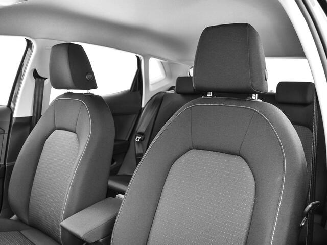 Seat IBIZA Style Plus 1.0 95 pk TSI Hatchback 5 deurs | Candy white | Parkeersensoren achter | Apple carplay/ Android auto | 2000,- inruilvoordeel!