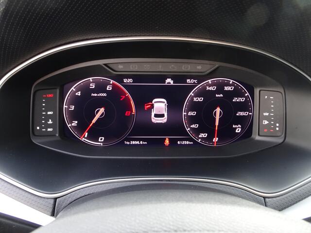 Seat IBIZA 1.0 EcoTSI Style Business Intense Automatische airco, navigatie, cruise controle, parkeersensoren voor en achter, licht metalen velgen, enz.