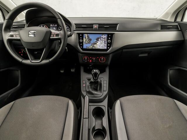 Seat IBIZA 1.0 Sport (APPLE CARPLAY, GROOT NAVI, CRUISE, LM VELGEN, SPORTSTOELEN, BLUETOOTH, DAB+, NIEUWE APK, NIEUWSTAAT)