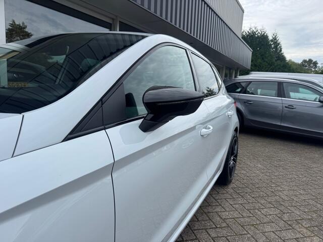 Seat IBIZA 1.0 TSI FR Business Intense
