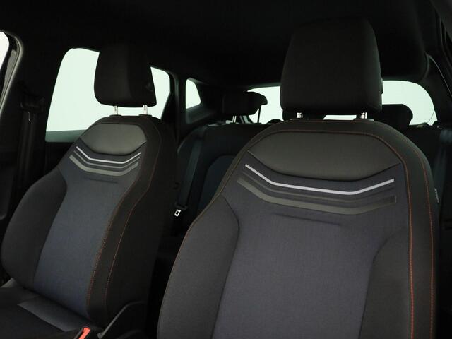 Seat IBIZA 1.0TSI/95PK FR · Navigatie · Apple Car Play · Parkeersensoren · Garantie tot april 2028 of 80000km.