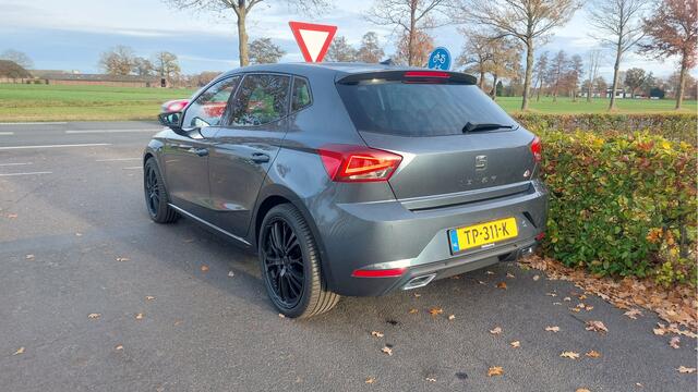Seat IBIZA 1.0 TSI FR Business Intense CLIMA/NAVI/PANO BJ 2018