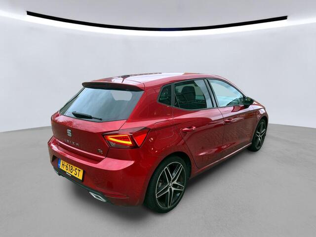 Seat IBIZA 1.0 TSI FR Business Intense / AUTOMAAT/ BEATS AUDIO/ CAMERA/ PARK. SENSOREN/ GETINT GLAS/ VIRTUAL COCKPIT/ LED/ NAVI/ CLIMA/ 17" LMV