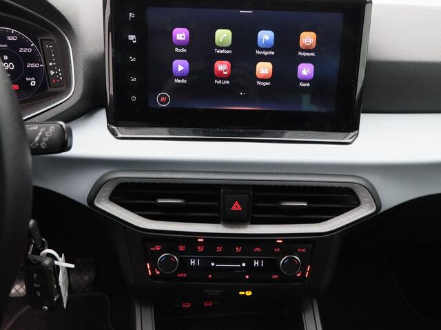 Seat IBIZA 1.0 TSI Style Business Connect | Digitaal Dashboard | Adaptive Cruise | Stoelverwarming | Navigatie | CarPlay | Sensoren | 15 Inch | 66.799 Km!!