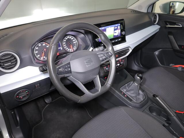 Seat IBIZA 1.0 EcoTSI Style 95 pk | Navigatie via App | Autom. airco | Parkeersensoren achter | LED koplampen |