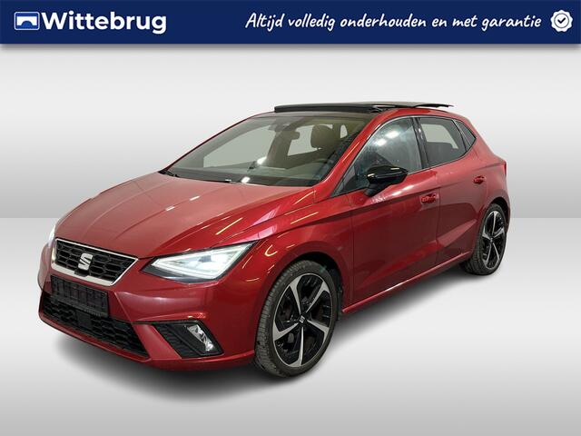 Seat IBIZA 1.0 TSI FR Black Edition / 110 PK/ PANO/ RIJ-MODI/ PARK. SENSOREN + CAMERA / STOELVERWARM./ FULL LINK/ CLIMA/ NAVI/ DAB/ 17'' LMV