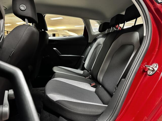 Seat IBIZA 1.0 TSI Style/ Trekhaak/ Android auto/ DAB+/ Clima/ Cruise/ Elek. pakket/ Isofix/ Bluetooth/ Multi. LEDER. Stuur/ PDC/ Getint glas/ LED Dagrijverl.