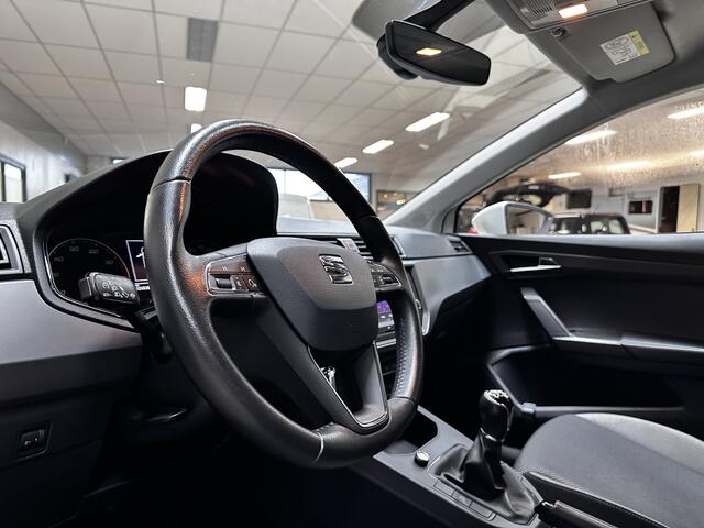 Seat IBIZA 1.0 TSI Style/ Apple + Android/ DAB+/ Clima/ Cruise/ Elek. pakket/ Isofix/ Bluetooth/ Multi. LEDER. Stuur/ PDC/ Getint glas/ Dagrijverl.