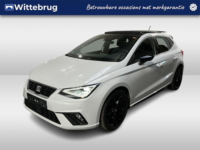 Seat IBIZA 1.0 TSI FR Black Edition / AUTOMAAT/ PANO/ PARK. SENSOREN + CAMERA/ FULL LINK/ RIJ-MODI/ LED/ NAVI/ STOEL VERWARM./ 18'' LMV