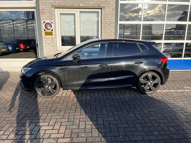 Seat IBIZA 1.0 TSI FR Black Edition / AUTOMAAT/ STOEL VERWARMING/ FULL LINK/ CRUISE CONTROL/ PARK.SENSOREN/ CLIMA/ RIJ-MODI/ NAVI/ DAB/ DIGITAL DASH/ START-STOP SYSTEEM/ ISOFIX