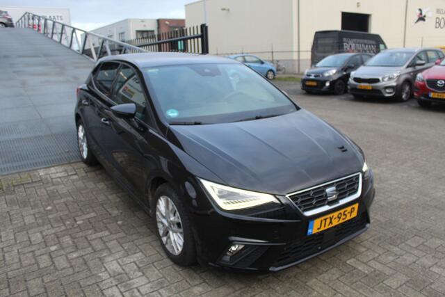Seat IBIZA 1.0 EcoTSI FR Automaat / Cruise control adaptief / Navigatie / Climate control / Achteruitrijcamera / Stoelverwarming / Parkeersensoren rondom / Digital dashboard / Lane assist /