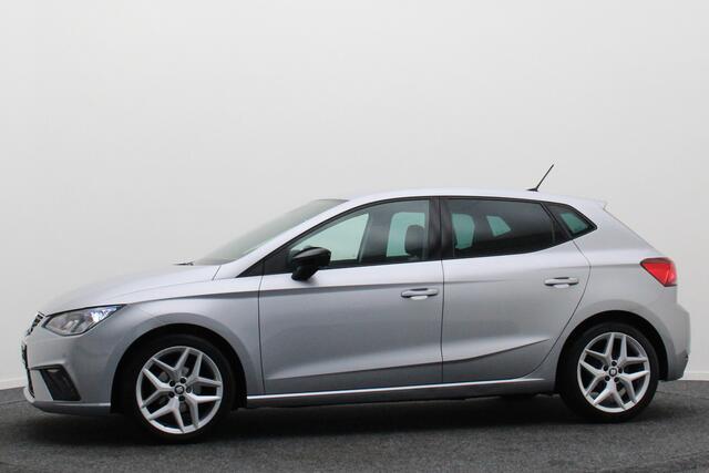 Seat IBIZA 1.0 TSI FR Business Intense Camera, BeatsAudio, Apple Carplay, PDC, 17"