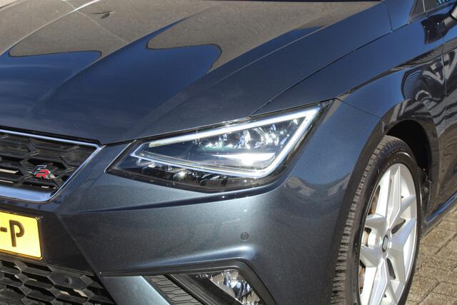 Seat IBIZA 1.0 TSI FR Apple carplay/Stoelverwarming/Climate controle/Led dagrijverlichting/Licht metalen velgen/Parkeersensoren rondom