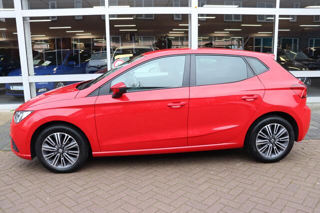 Seat IBIZA 1.0 TSI Style Business Intense. Navigatie, achteruitrijcamera. LM 16"