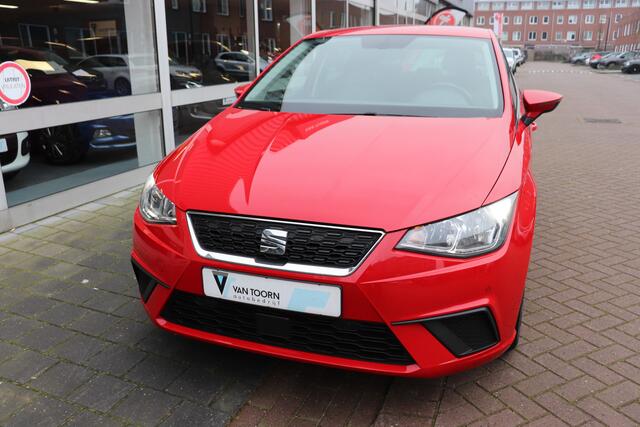 Seat IBIZA 1.0 TSI Style Business Intense. Navigatie, achteruitrijcamera. LM 16"