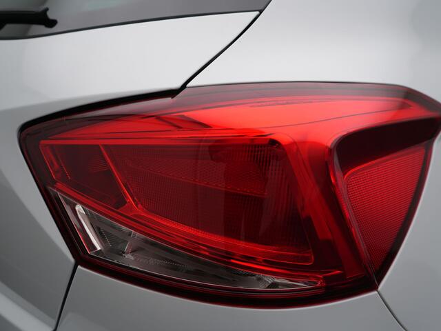 Seat IBIZA 1.0 EcoTSI Style Business Connect - RIJKLAARPRIJS - All Seasonbanden - Apple Carplay - Android Auto