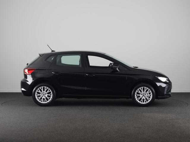 Seat IBIZA Style Plus 1.0 EcoTSI 95 PK | Midnight Black Metallic | Apple Carplay | Park Assist | Cruise Control