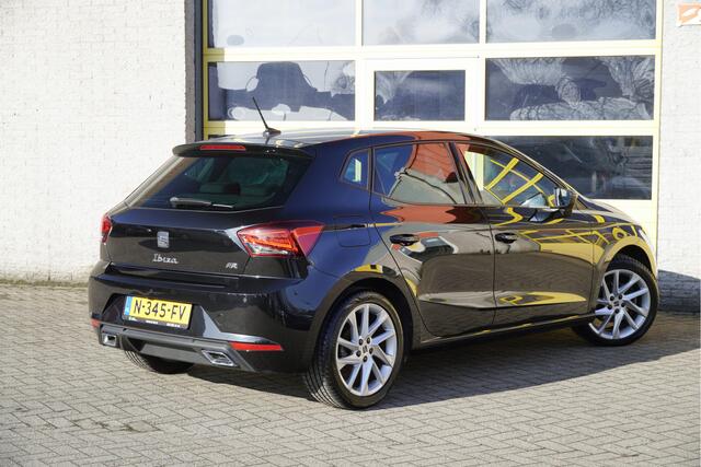 Seat IBIZA 1.0 TSI 5drs FR Business Intense BJ2021 Lmv 17" | Led V+A | Pdc | Navi | Achteruitrijcamera | App-Connect | Dashboard verlichting | Climate control | Cruise control | Verwarmde voorstoelen | Sportstoelen | Zwarte hemel | Extra getint glas