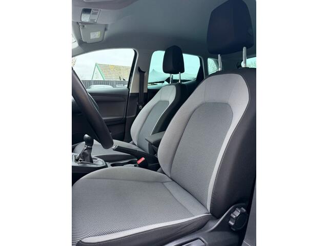 Seat IBIZA 1.0 TSI Style Business Intense / Carplay / Cruisecontrol / Camera / Pdc / Navi