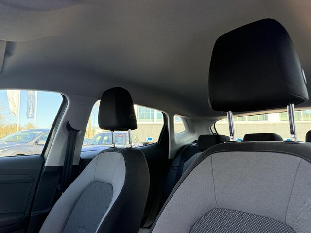 Seat IBIZA 1.0 TSI FR Business Intense AUTOMAAT | NAVIGATIE | CRUISE | COMPLEET ONDERHOUDEN | RIJKLAAR GELEVERD MET 12 MND BOVAG GARANTIE |