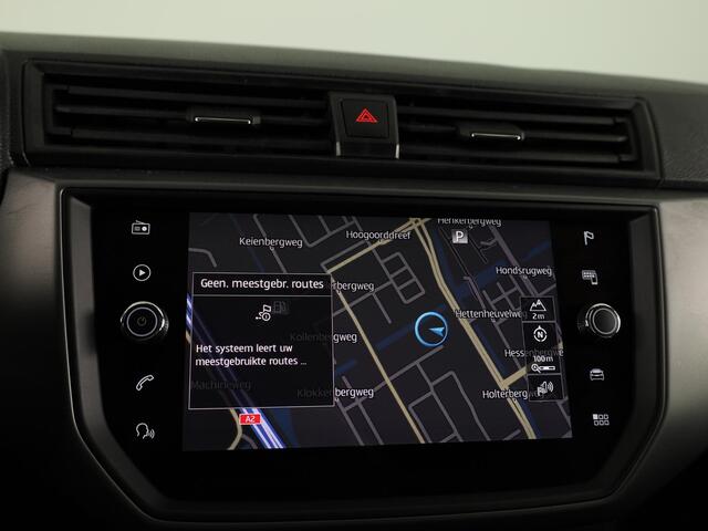 Seat IBIZA 1.0 TSI Style Business Intense 95 pk | Navigatie | Parkeersensoren | Achteruitrijcamera | Cruise control |