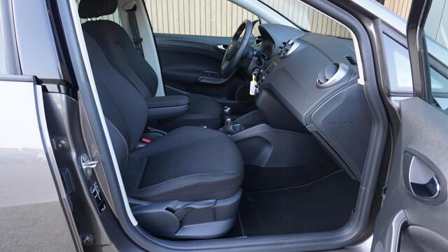 Seat IBIZA 1.0 TSI 95pk FR Connect 5Drs Xenon Stoelverwarming 17inch LM Navi Clima *NL auto* 97364km!