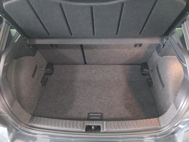 Seat IBIZA 1.0 EcoTSI FR Business Intense + 18 inch + Camera etc. etc.