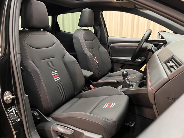 Seat IBIZA 1.0 TSI FR Business Intense *Panodak* 116PK / Trekhaak / Adapt. Cruise / Camera / CarPlay / 6-Bak / Org. NL