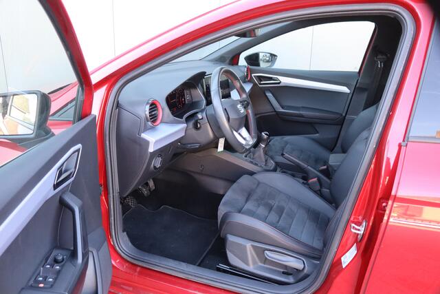 Seat IBIZA 95PK EcoTSI FR Business Intense Navigatie/Camera/Stoelverwarming/Full-LED