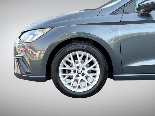 Seat IBIZA 1.0 TSI Style Business Intense Trekhaak, Winter Pack!
