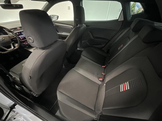 Seat IBIZA 1.0 TSI FR Business Intense | Camera | Parkeersensoren V+A | Carplay | Navigatie | All-season banden