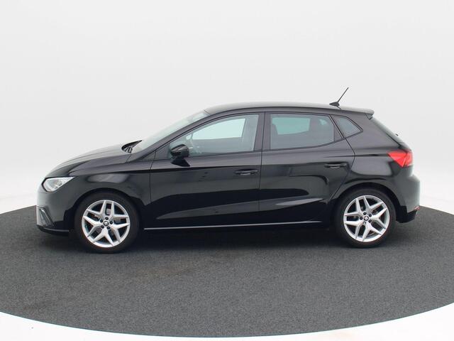 Seat IBIZA 1.0 TSi 115 Pk FR Business Intense | Camera | Stoelverwarming | Climatronic | CarPlay | Adaptive Cruise | 17 Inch