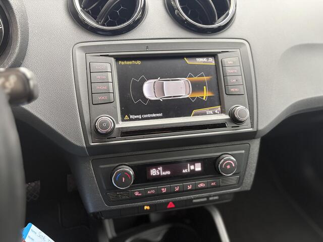 Seat IBIZA 1.0 TSI Style Connect | Trekhaak | Stoelverwarming | Navi | Climate Control | PDC | Xenon | Lichtmetalen velgen | SEAT Sound | Cruise Control