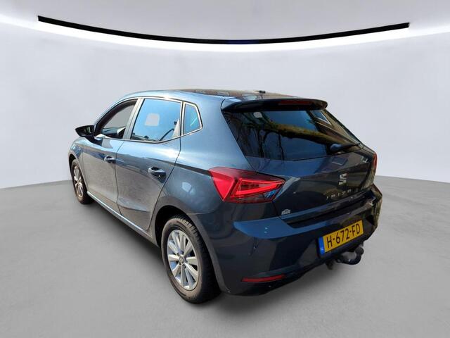 Seat IBIZA 1.0 TSI Style Business Intense Trekhaak Navigatie Camera Android/Carplay