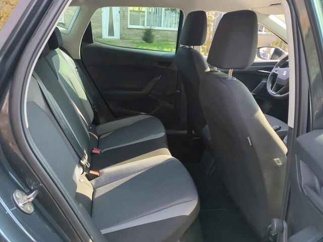 Seat IBIZA 1.0 TSI Style Business Intense Trekhaak Navigatie Camera Android/Carplay