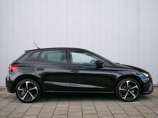 Seat IBIZA 1.0 TSI FR 115 Pk Automaat DAB / Apple Carplay / Camera / 18 inch / Stoelverwarming