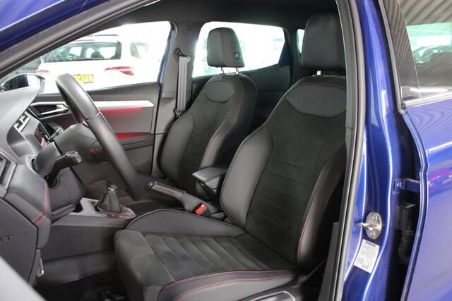 Seat IBIZA 1.0 TSI FR Business Intense Plus / Full led / Navigatie / Stoelverwarming /