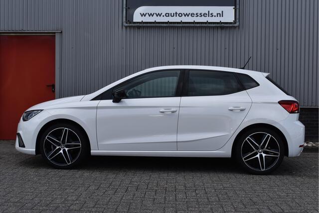 Seat IBIZA 1.0 TSI FR Business Intense Plus Virtual cockpit, Camera, Stoelverwarming, Carplay