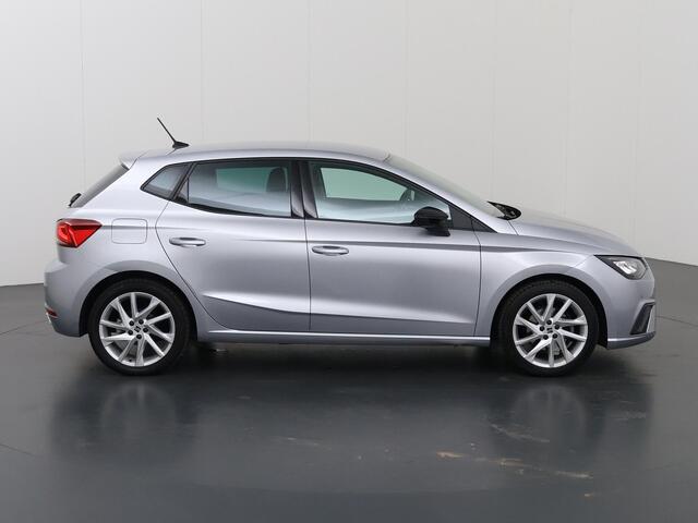 Seat IBIZA 1.0 EcoTSI FR | LED | Virtual Cockpit | Apple CarPlay/Android Auto | Camera | Sportstoelen | Stoelverwarming | Climate Control | Cruise Control |