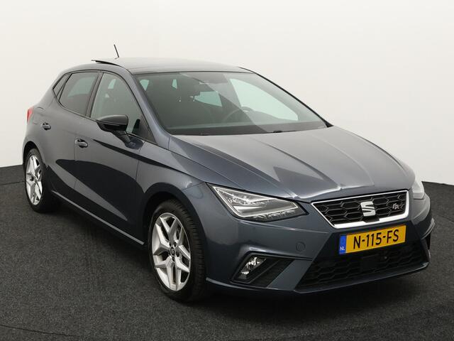 Seat IBIZA 1.0 TSI FR Business Intense Plus Apple Carplay/Android Auto, Draadloze telefoonlader, Elektrisch glazen panorama-dak, Parkeersensor voor en achter, Virtual cockpit, Voorstoelen verwarmd, Cruise control Deze SEAT Ibiza 1.0 TSI FR Business Intense Plus uit 