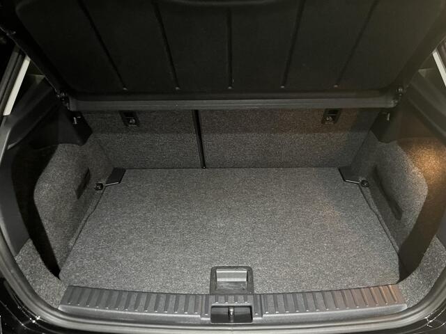 Seat IBIZA 1.0 EcoTSI Style Parkeersensoren Achter|Applecarplay Androidauto|Cruisecontrol