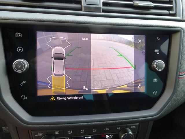 Seat IBIZA 1.0 TSI FR Business Intense Automatische airco, navigatie, achteruitrijcamera, licht metalen velgen 18 inch, parkeersensoren, enz.